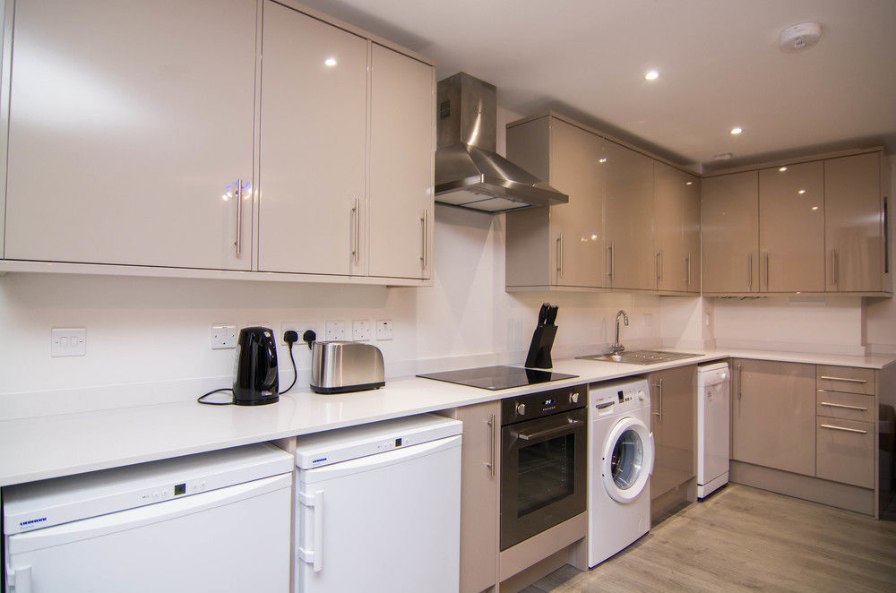 Apartment Wharf - Canary South ลอนดอน ภายนอก รูปภาพ